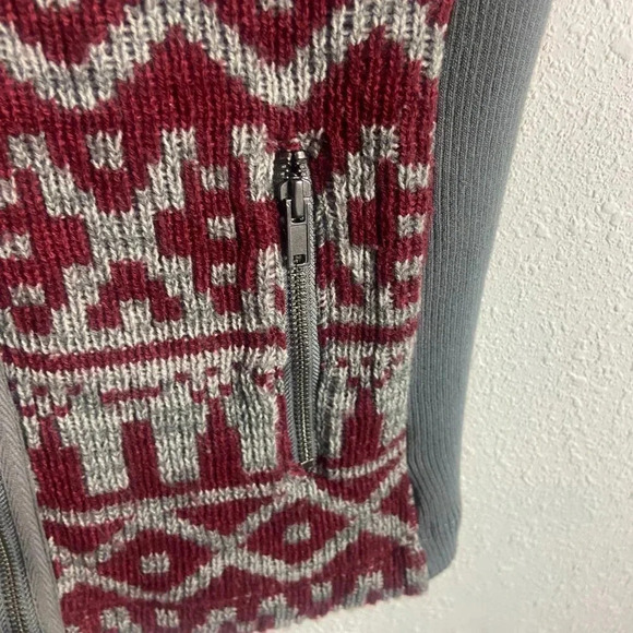 Ruff Hewn Women's Size Medium Fair Isle Knit Vest Burgandy Grey Full Zip - Picture 4 of 6